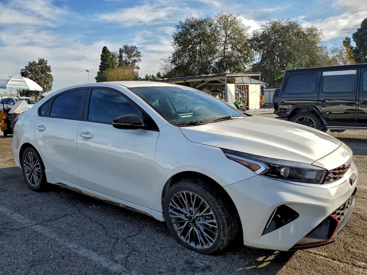 2022 Kia Forte Gt Line - Фото 4