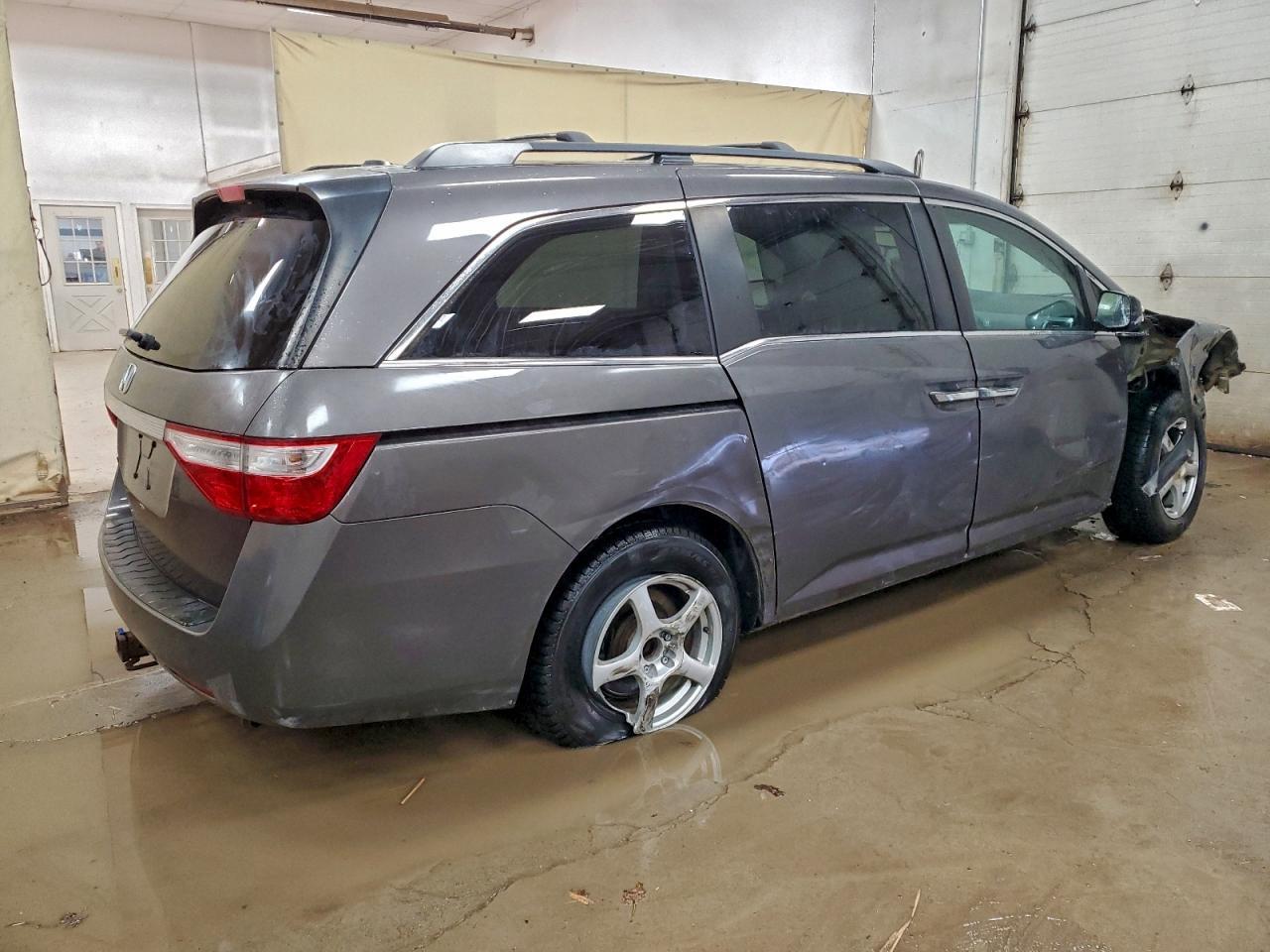 2012 Honda Odyssey Exl - Image 3