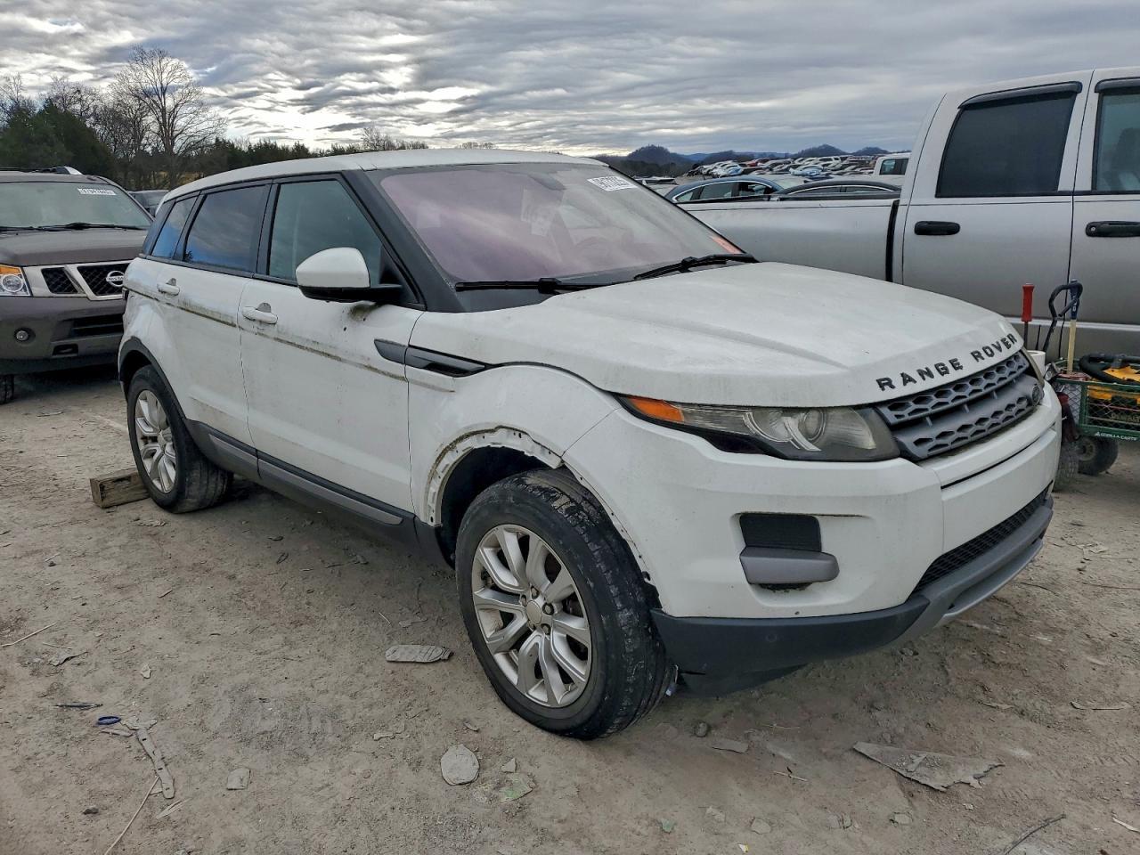 2014 Land Rover Range Rover Evoque Pure - Image 4