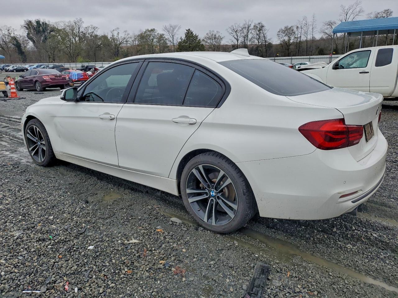 2018 BMW 330 I - Фото 2