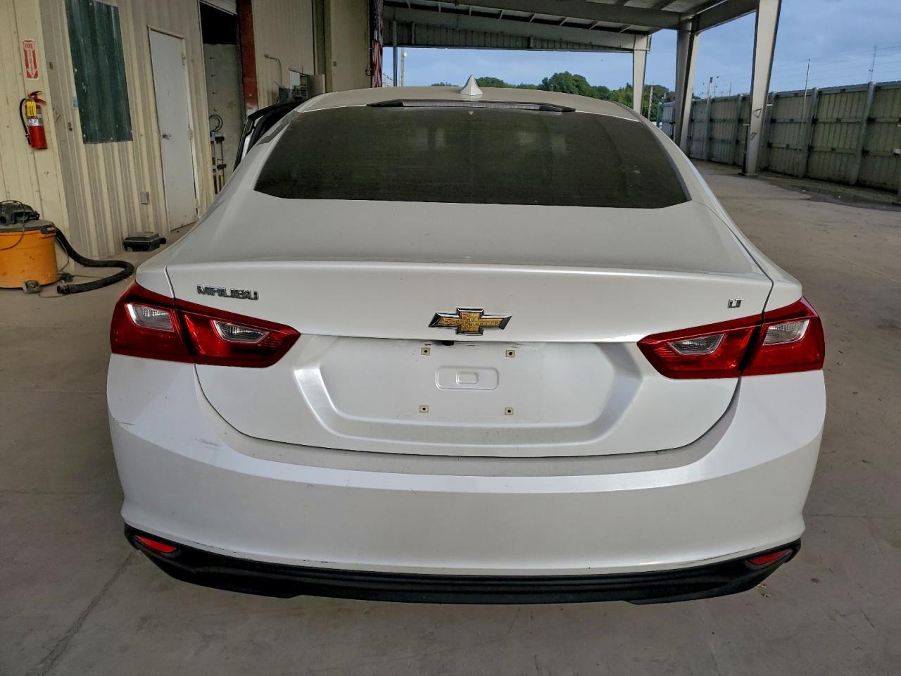 2017 Chevrolet Malibu Lt - Фото 6