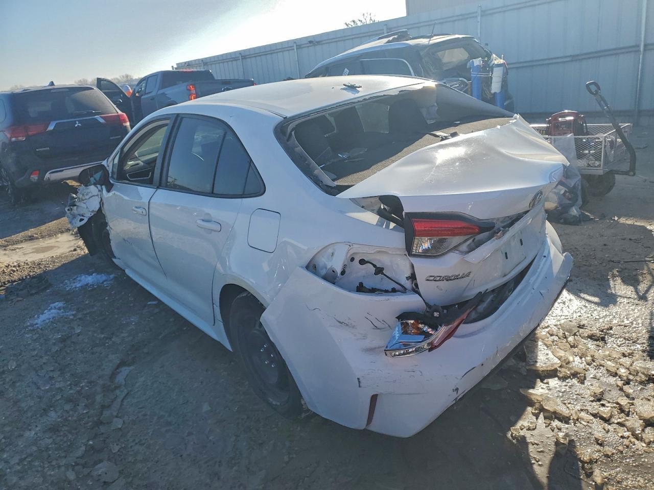 2020 Toyota Corolla Le - Image 2