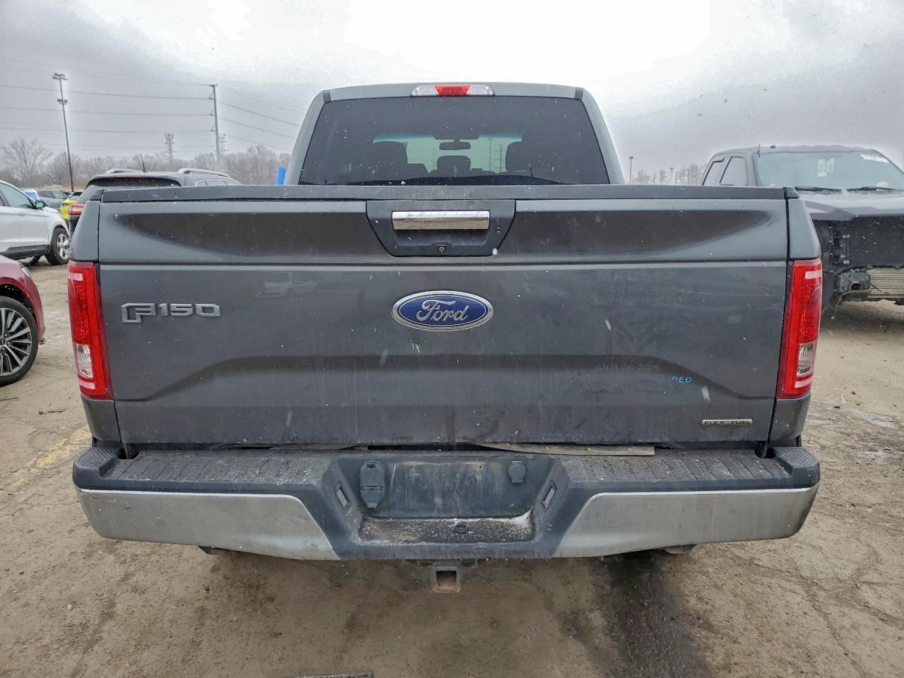 2016 Ford F150 Supercrew - Фото 6