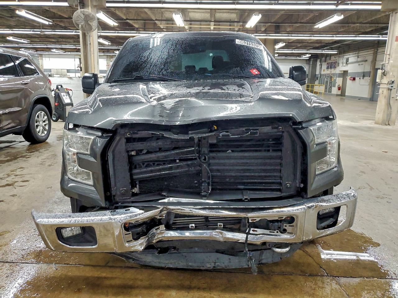 2015 Ford F150 Supercrew - Фото 5