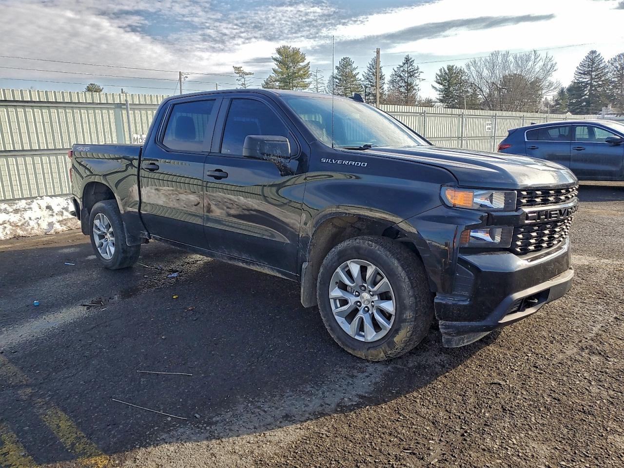 2022 Chevrolet Silverado Ltd K1500 Custom - Фото 4