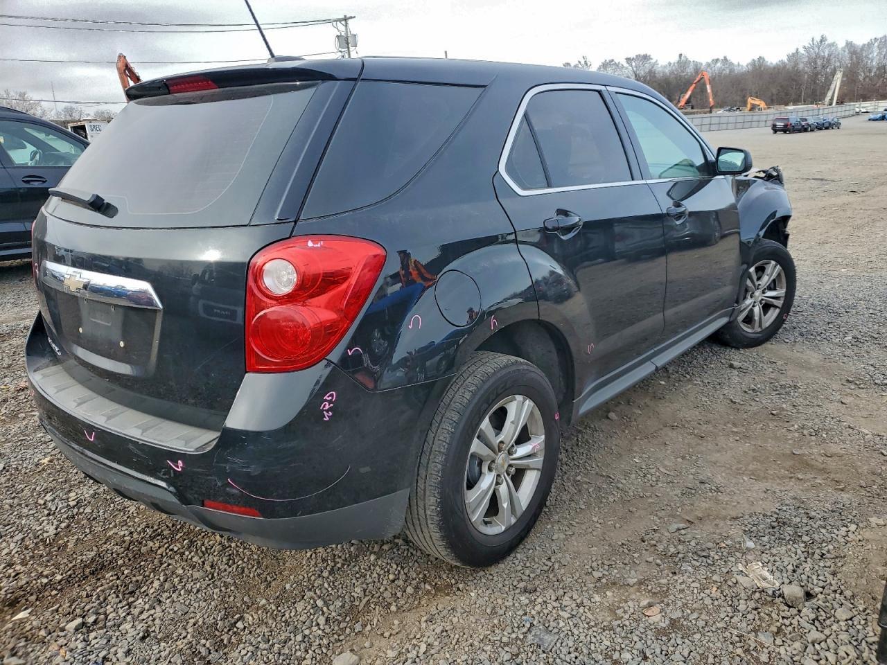 2015 Chevrolet Equinox Ls - Фото 3