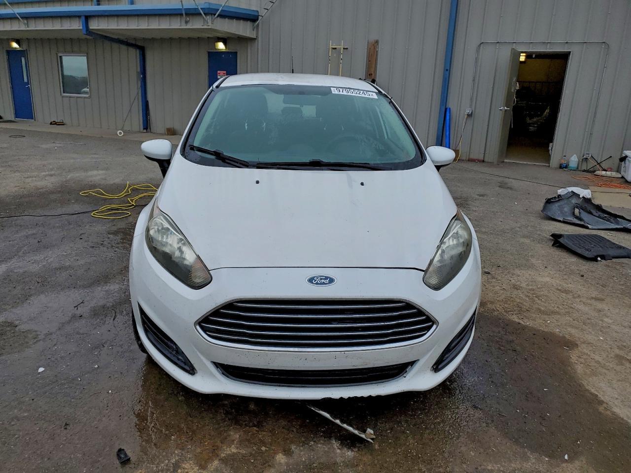 2016 Ford Fiesta S - Фото 5