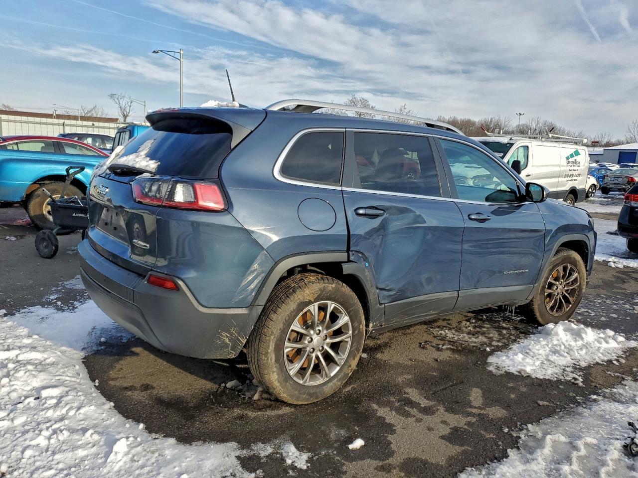 2019 Jeep Cherokee Latitude Plus - Фото 3