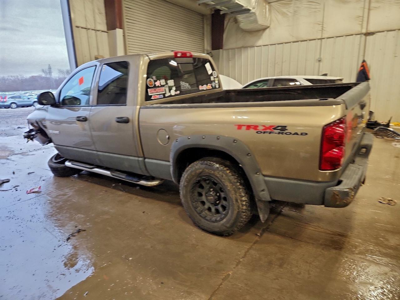 2008 Dodge Ram 1500 St - Фото 2