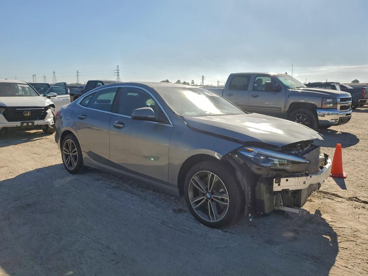 2024 BMW 228Xi - Фото 4