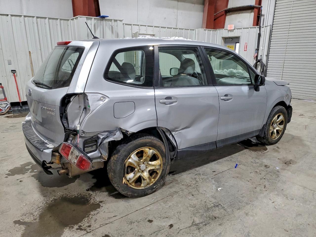 2014 Subaru Forester 2.5I - Фото 3