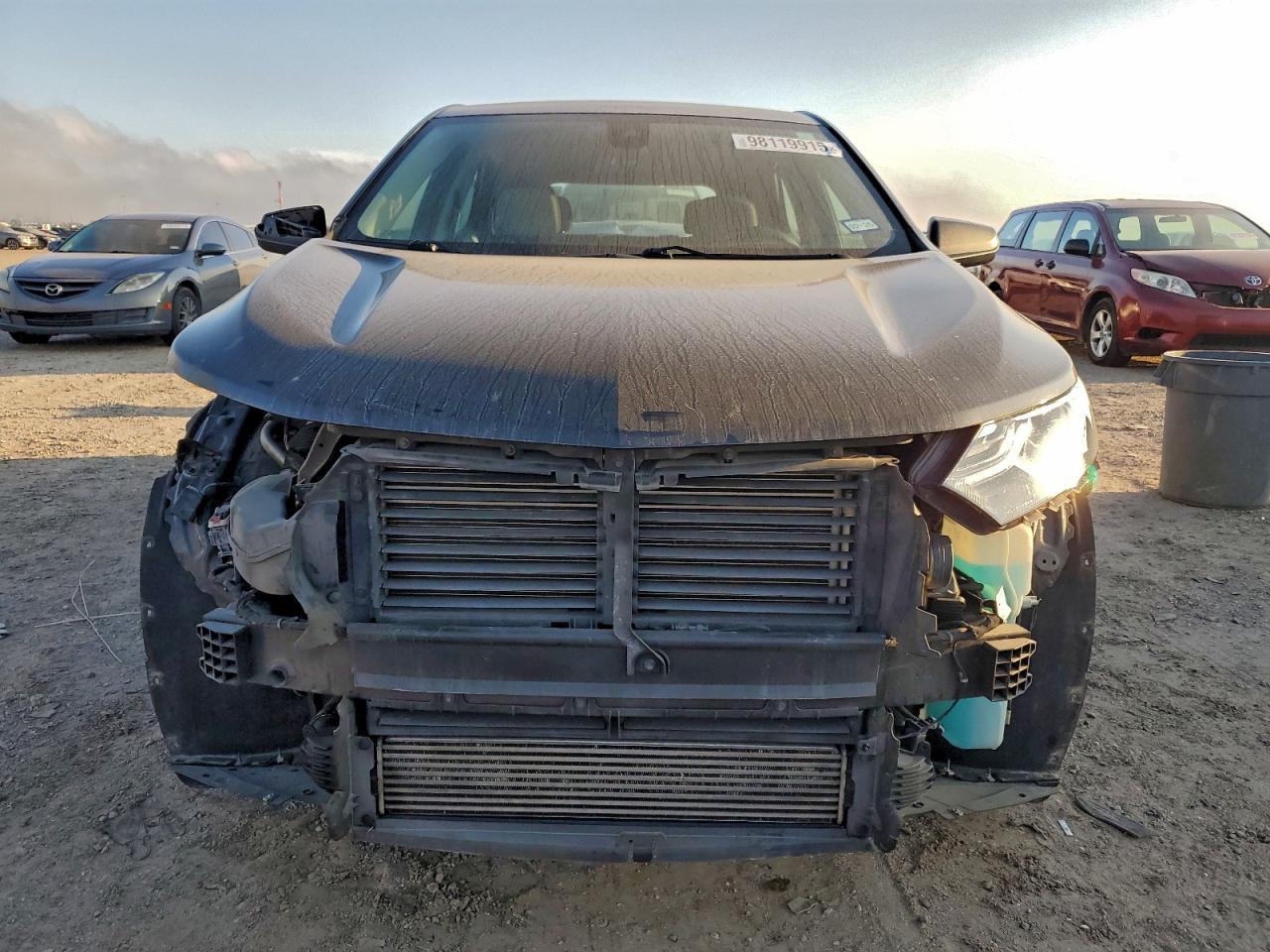 2020 Chevrolet Equinox - Image 5