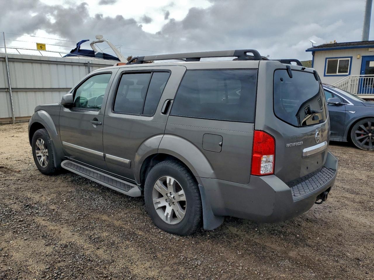 2008 Nissan Pathfinder S - Фото 2