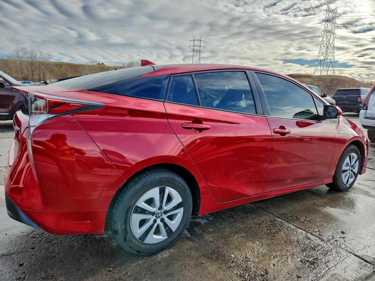 2018 Toyota Prius Two - Фото 3