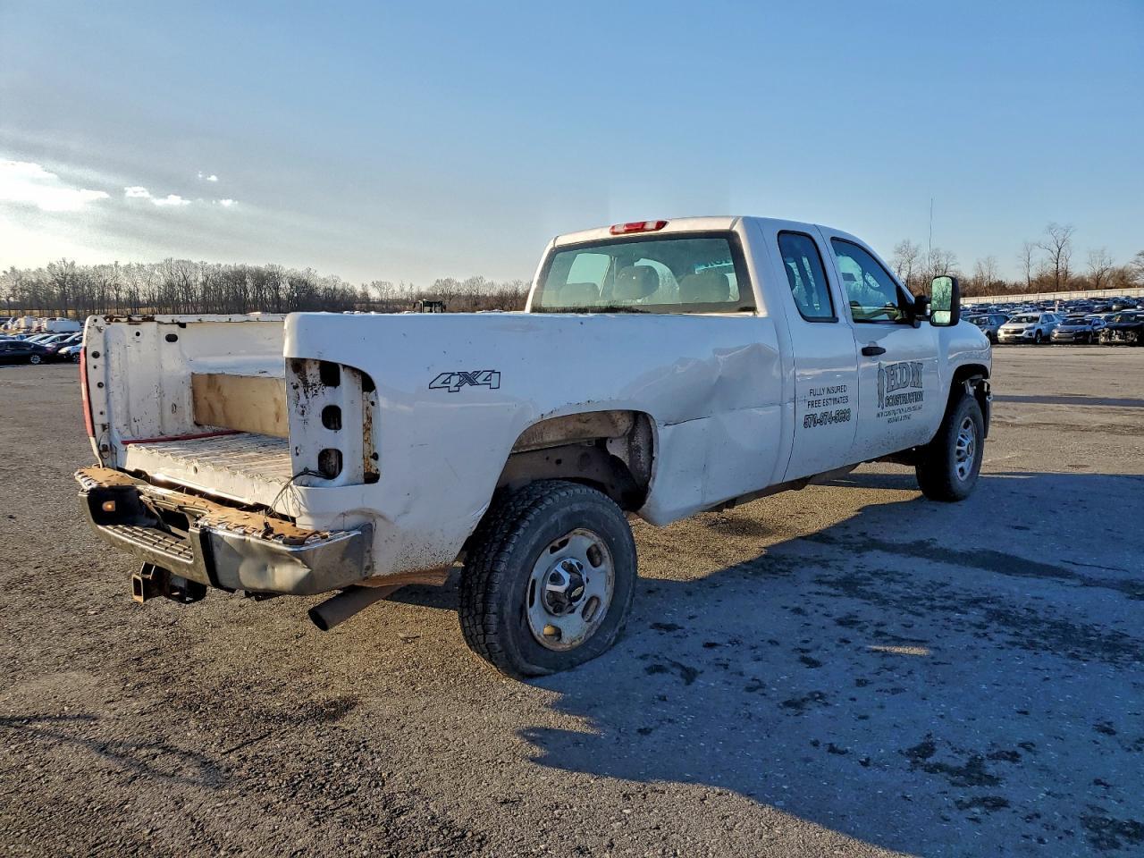 2011 Chevrolet Silverado K2500 Heavy Duty - Image 3