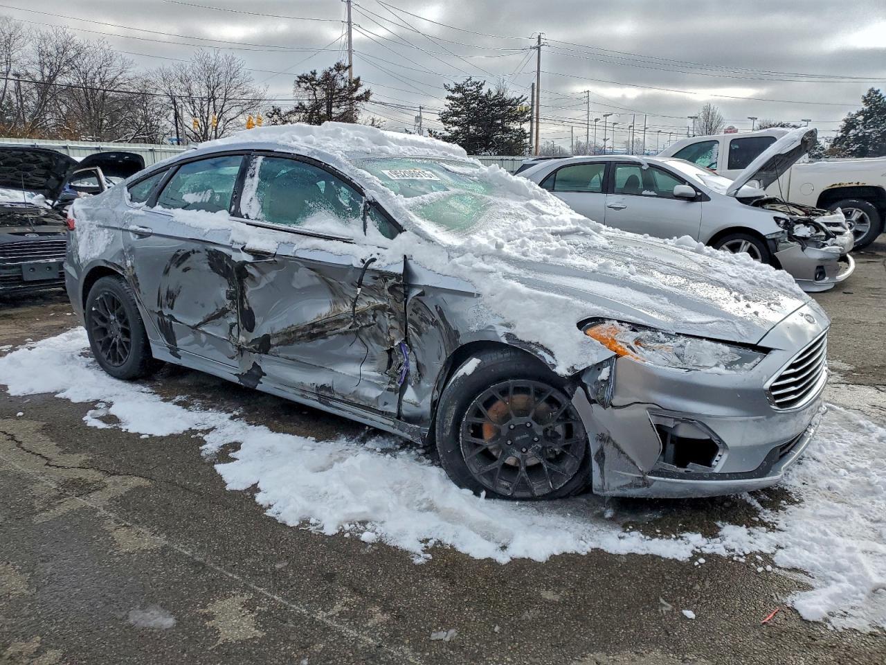 2020 Ford Fusion Se - Image 4