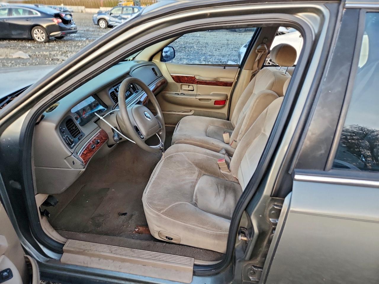 2002 Mercury Grand Marquis Gs - Image 7