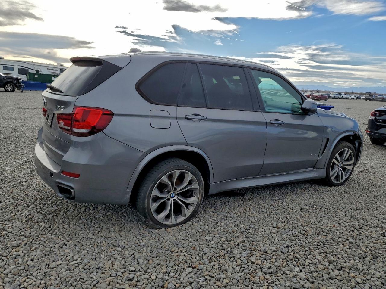 2014 BMW X5 xDrive50I - Image 3