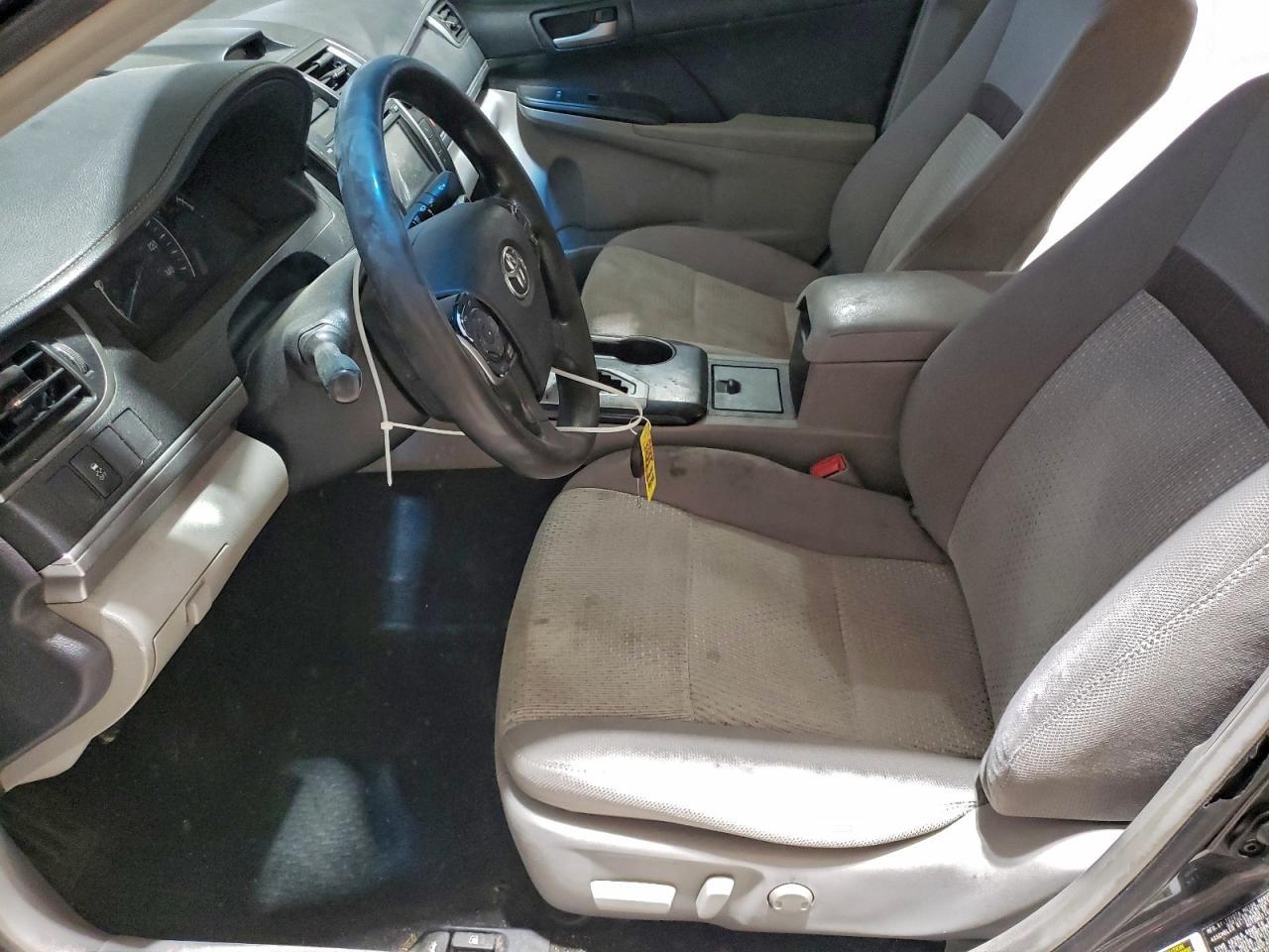 2014 Toyota Camry - Фото 7