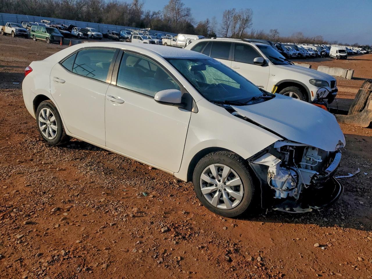 2016 Toyota Corolla Le - Image 4