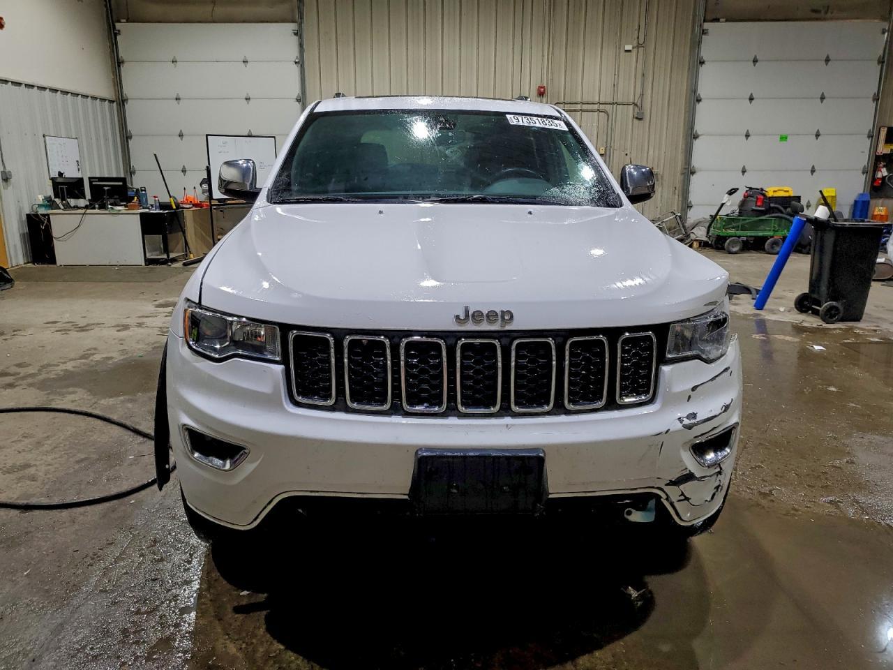 2019 Jeep Grand Cherokee Limited - Image 5