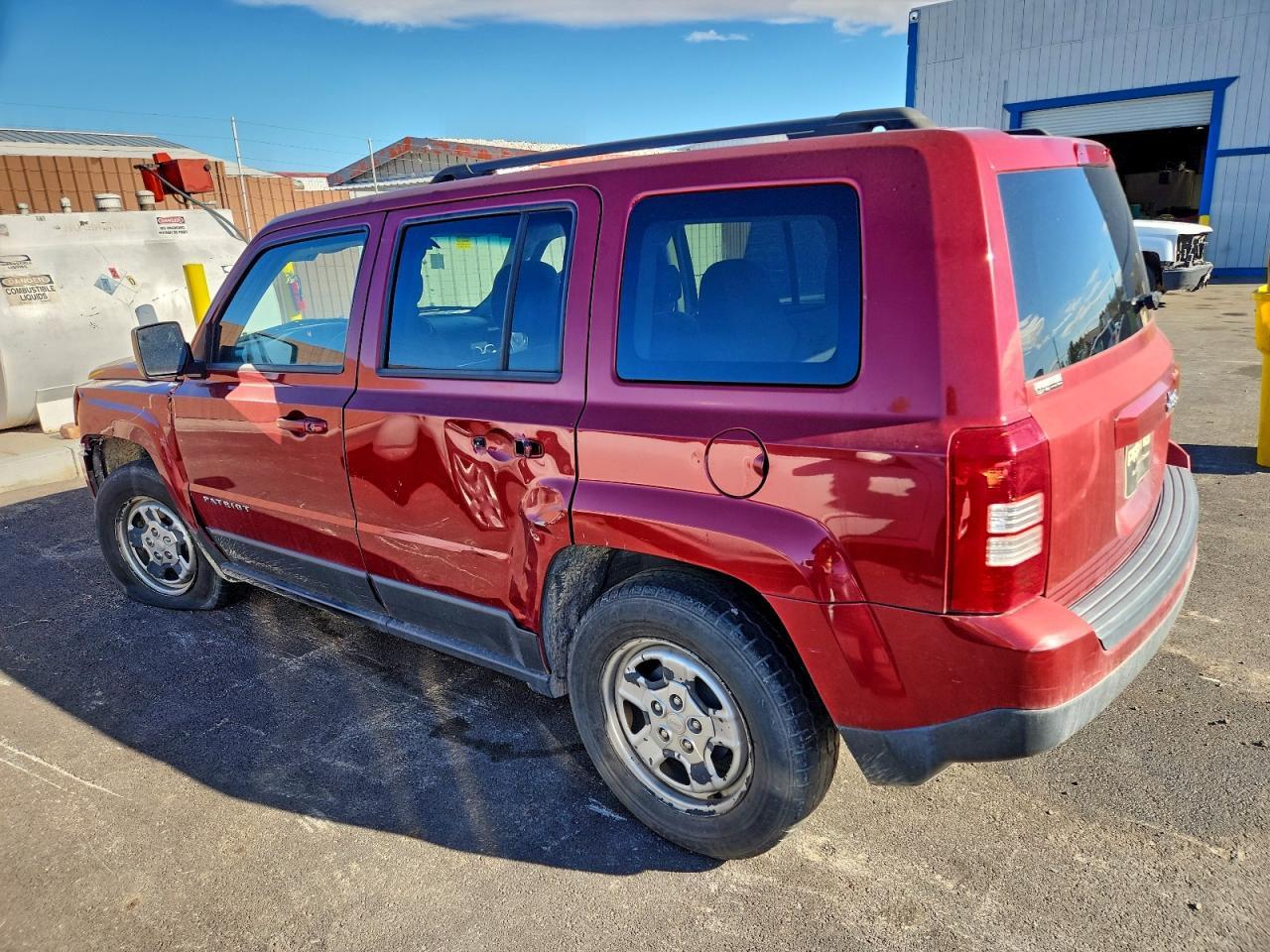 2013 Jeep Patriot - Фото 2
