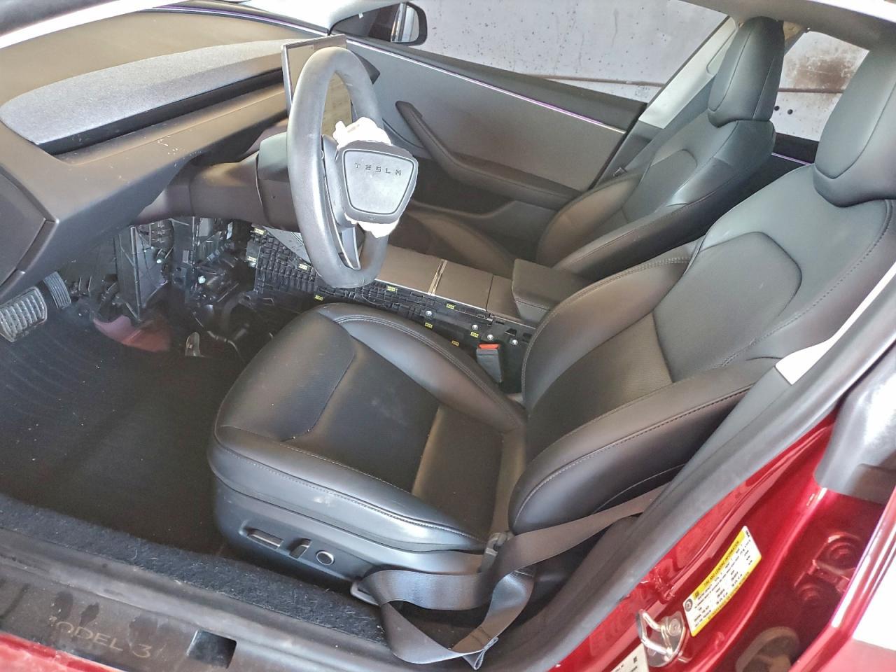 2024 Tesla Model 3 - Фото 7