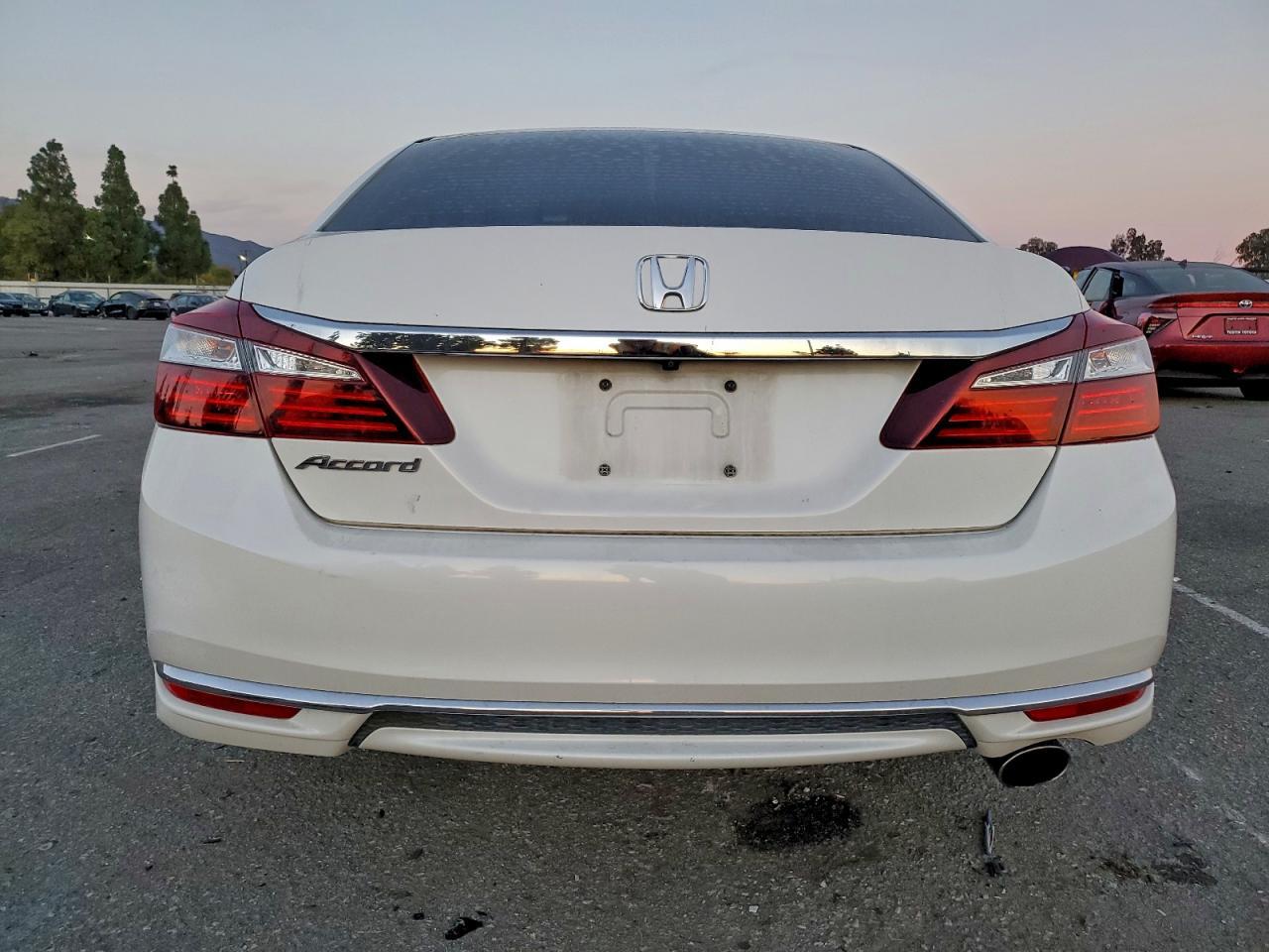 2016 Honda Accord Lx - Фото 6