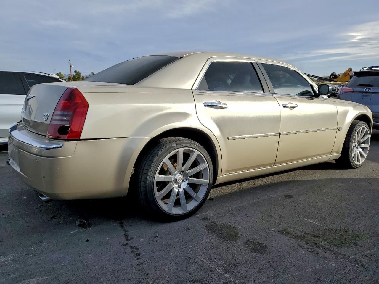2006 Chrysler 300C - Фото 3