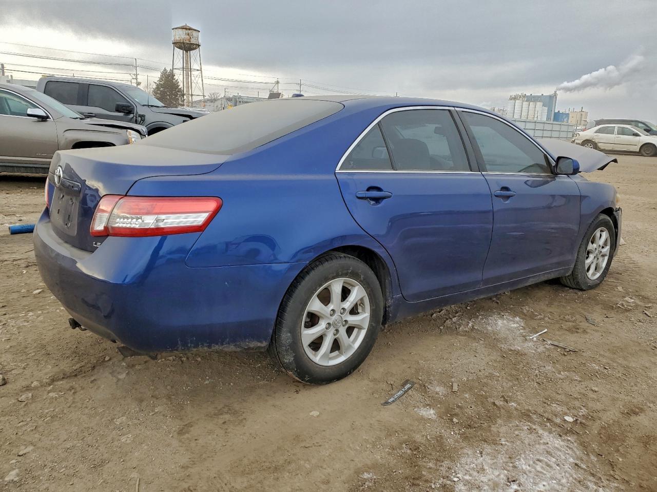 2011 Toyota Camry Base - Фото 3