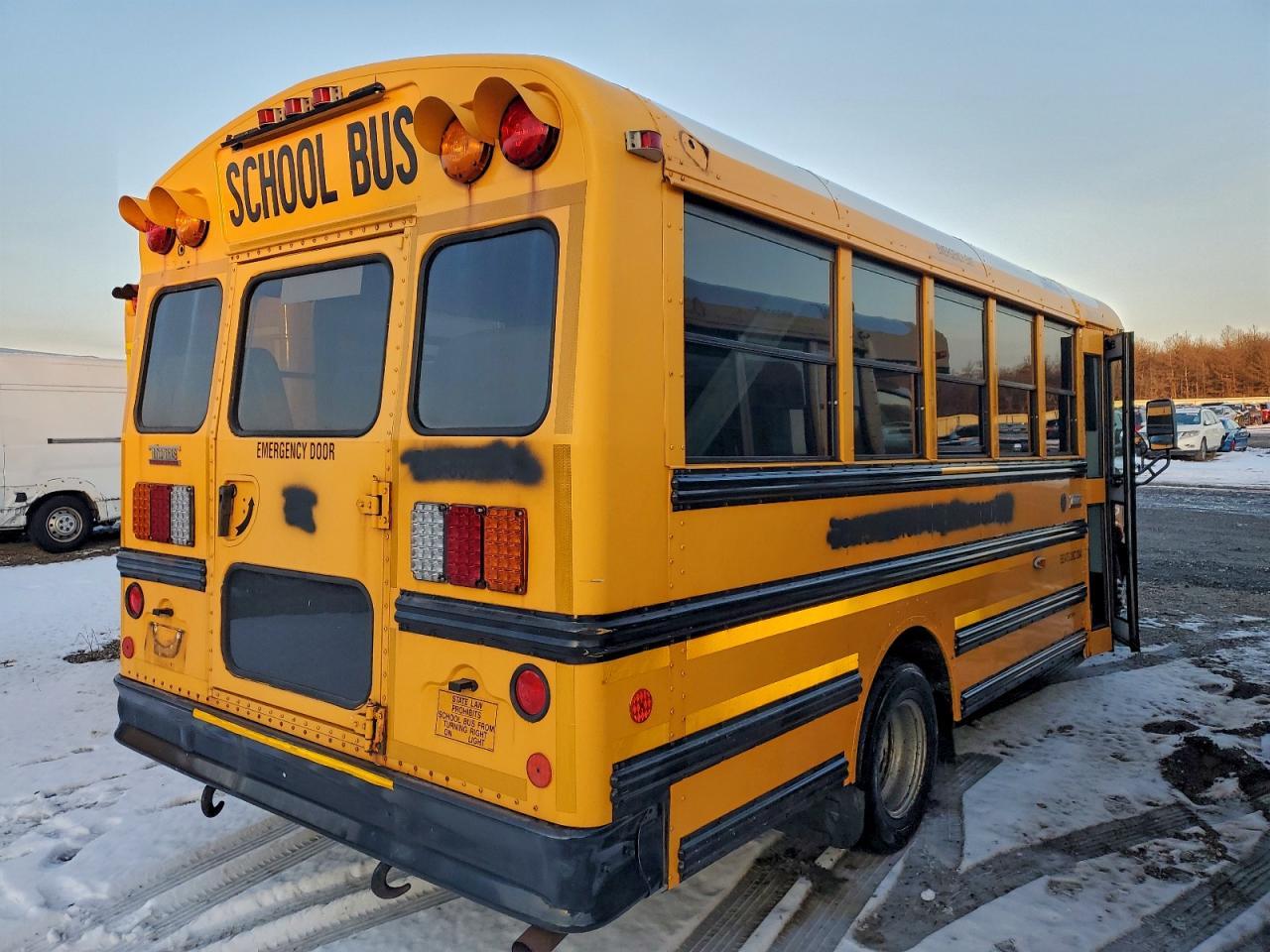 2016 Chevrolet Express School Bus - Image 4