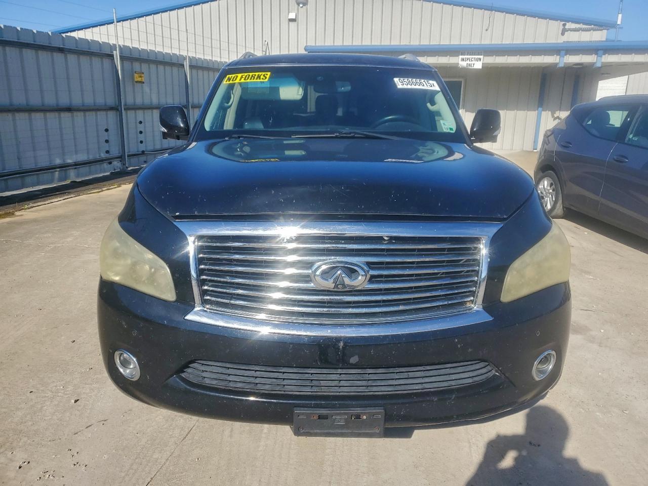 2012 Infiniti Qx56 - Image 5
