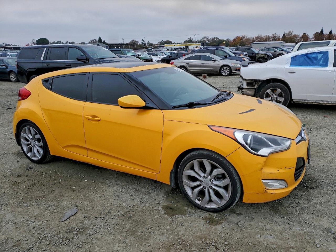 2013 Hyundai Veloster - Фото 4