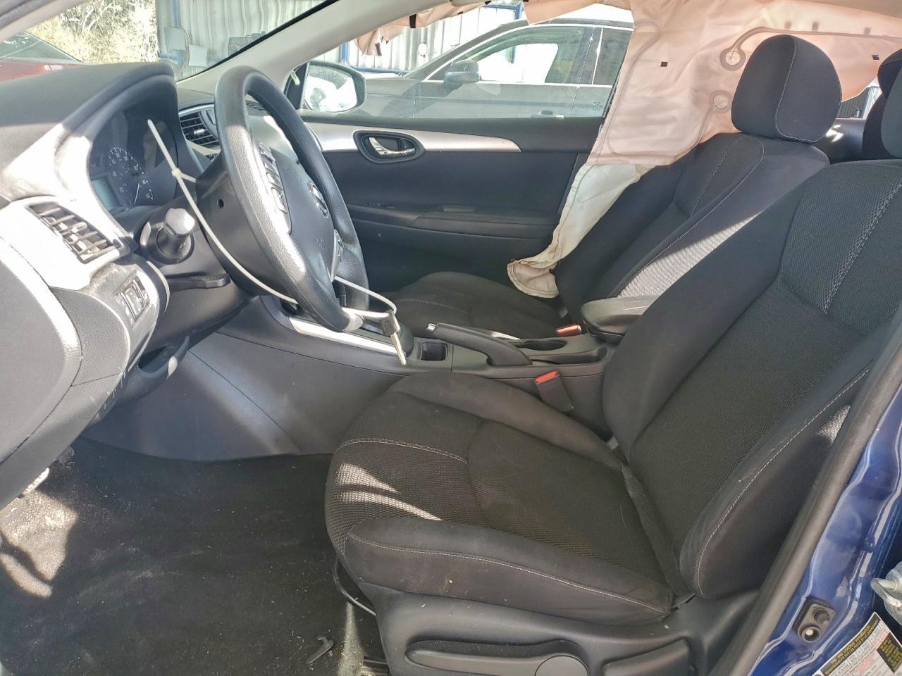 2017 Nissan Sentra S - Фото 7