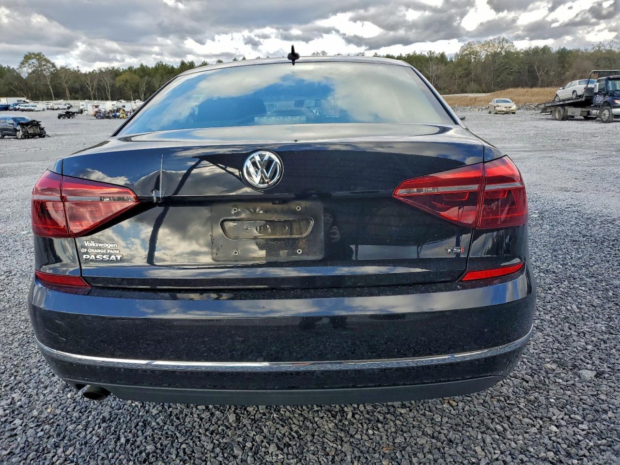2019 Volkswagen Passat - Фото 6
