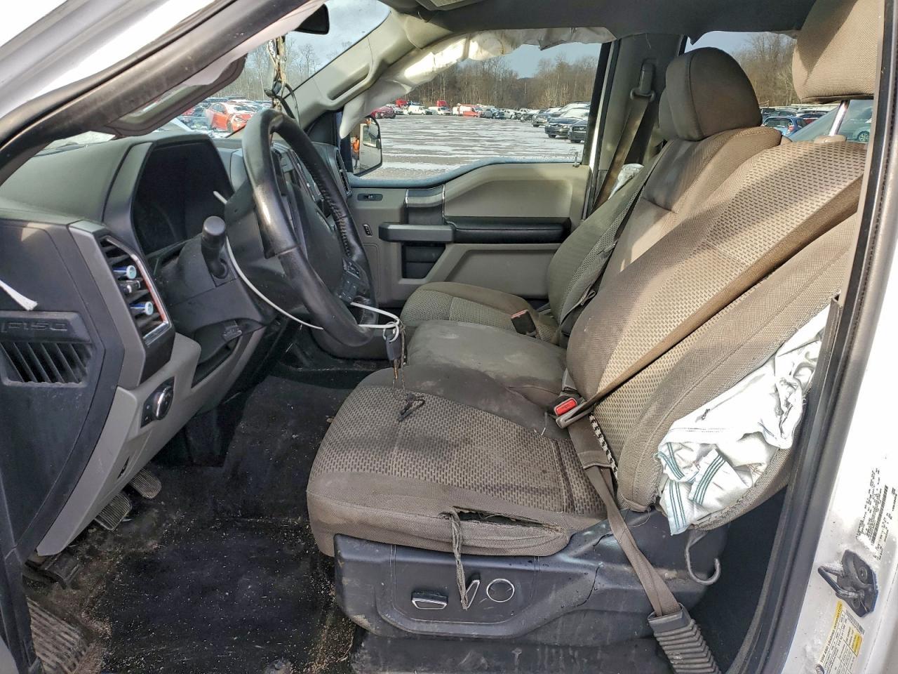 2015 Ford F150 Supercrew - Фото 7