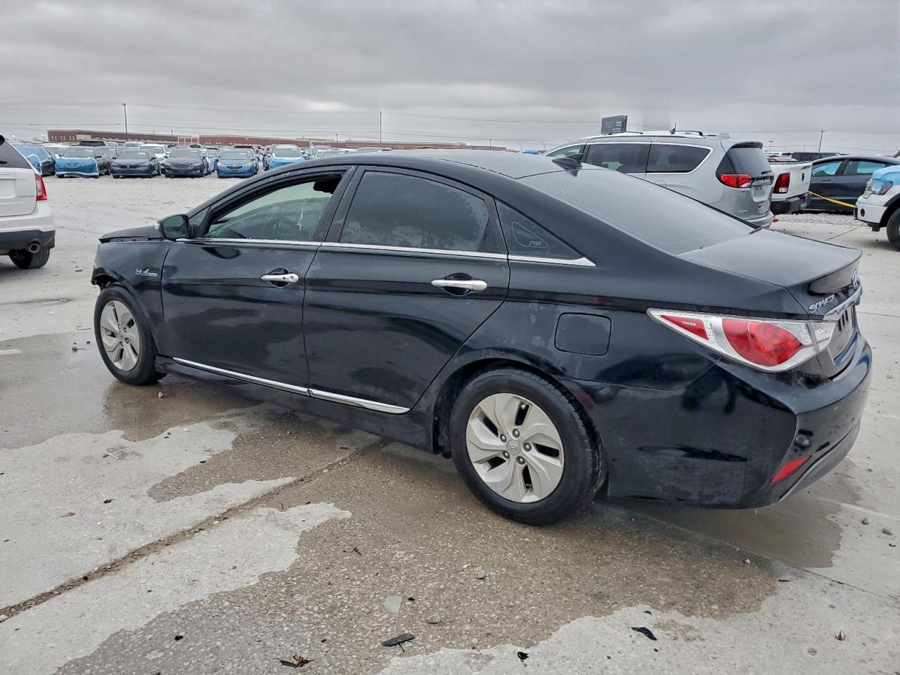 2013 Hyundai Sonata Hybrid - Фото 2