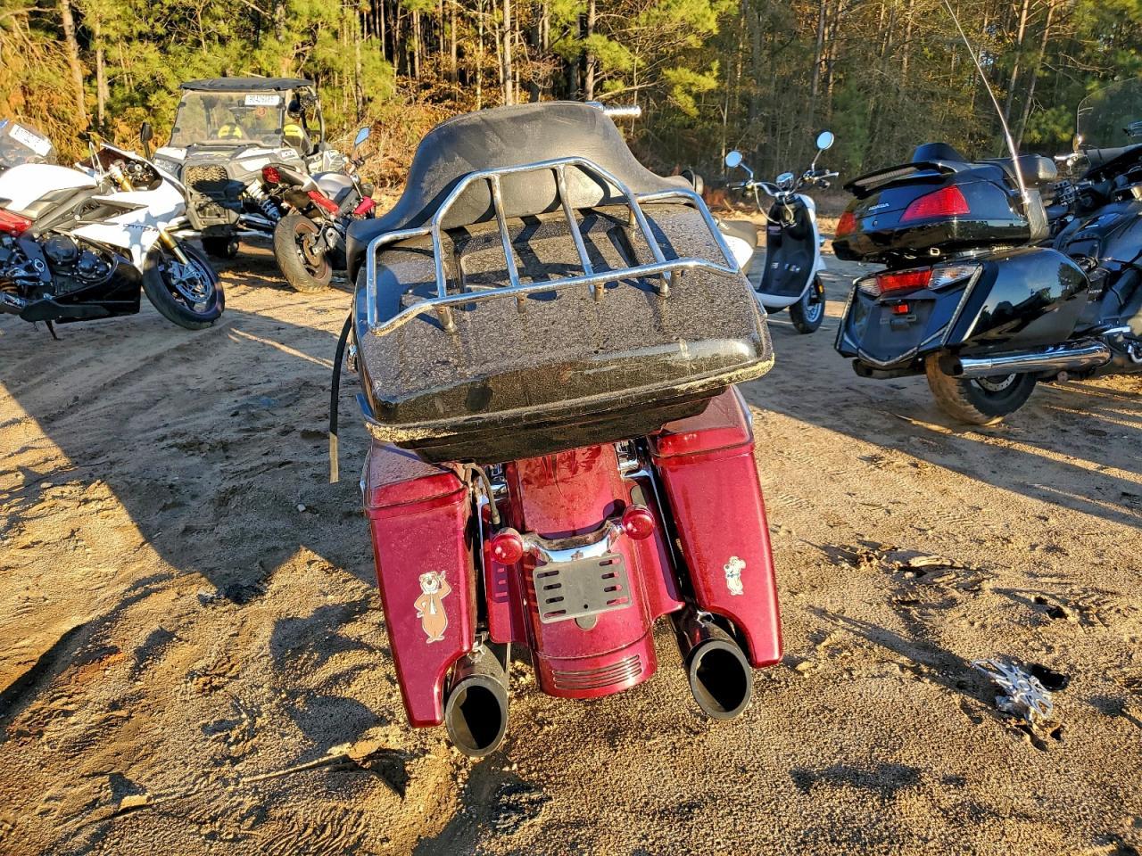 2017 Harley-Davidson Fltrxs Road Glide Special - Image 4