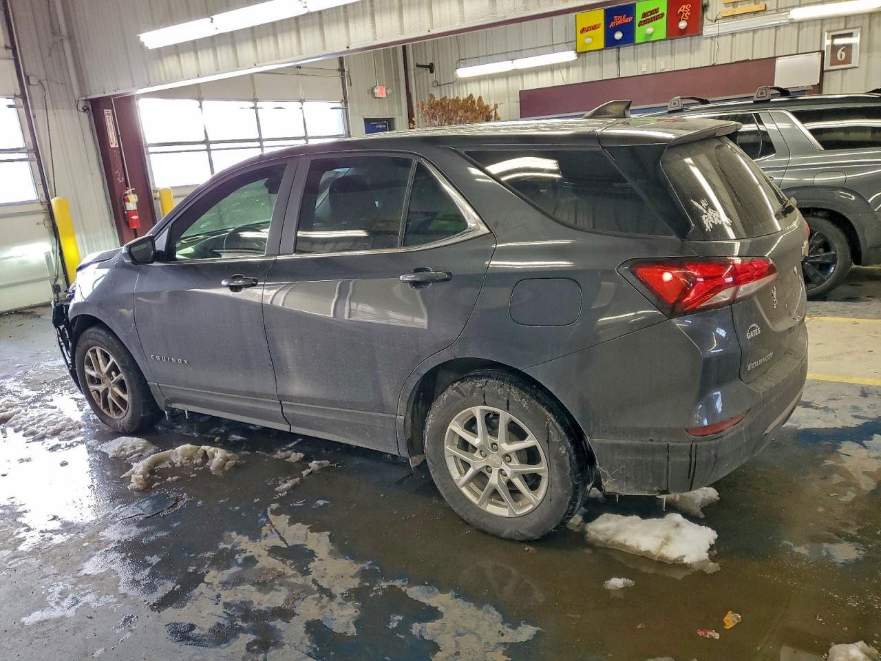 2022 Chevrolet Equinox Lt - Фото 2