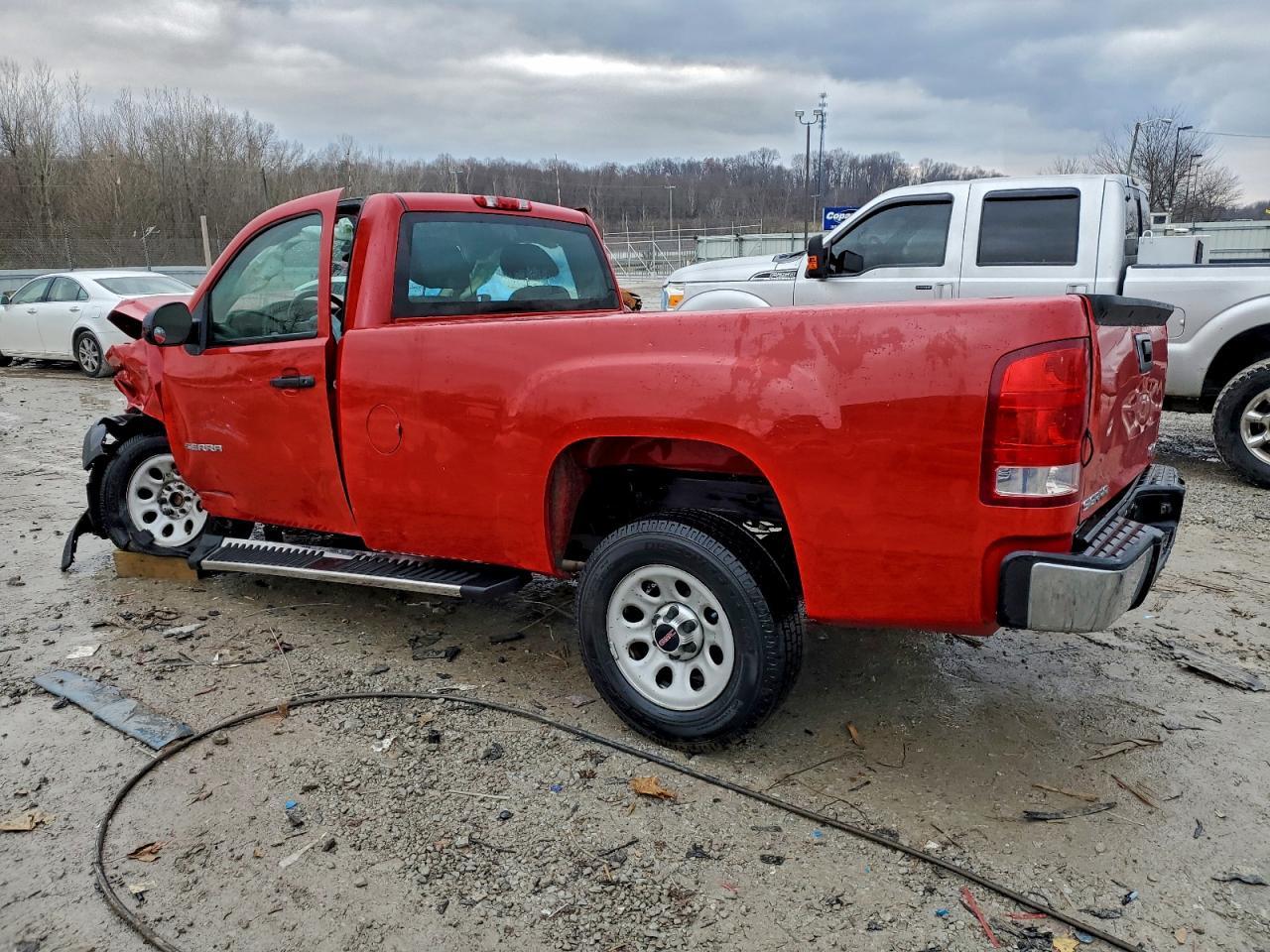 2011 GMC Sierra C1500 - Image 2