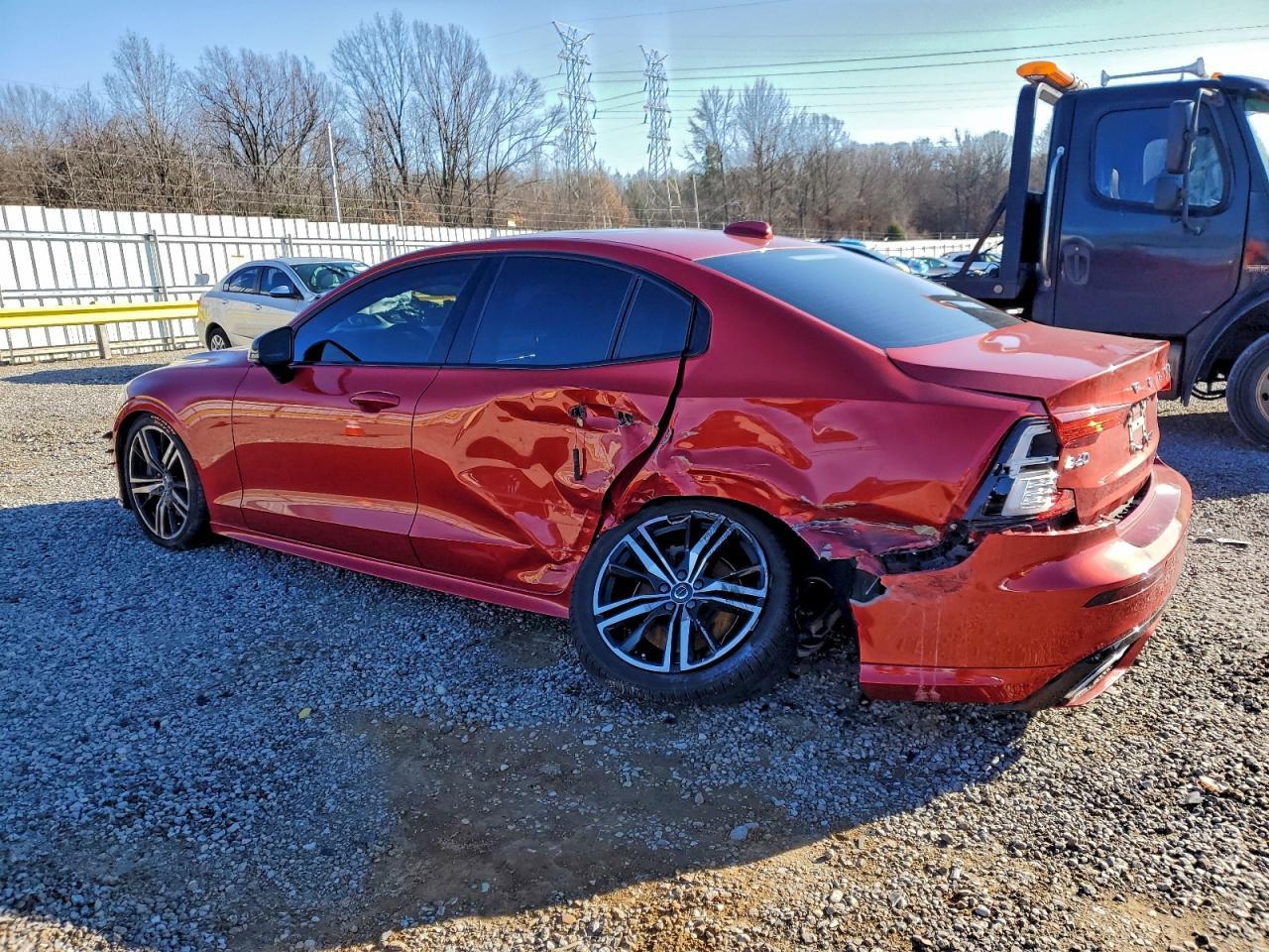 2019 Volvo S60 T6 R-Design - Фото 2