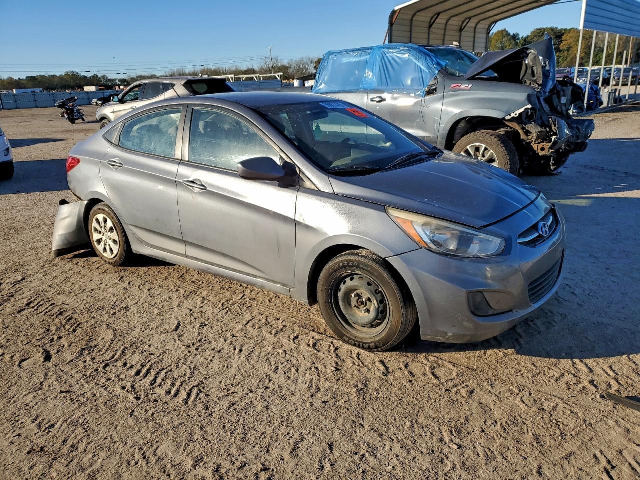 2016 Hyundai Accent Se - Фото 4