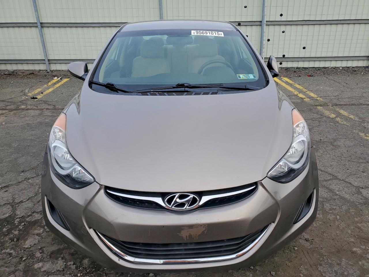 2013 Hyundai Elantra Gls - Фото 5
