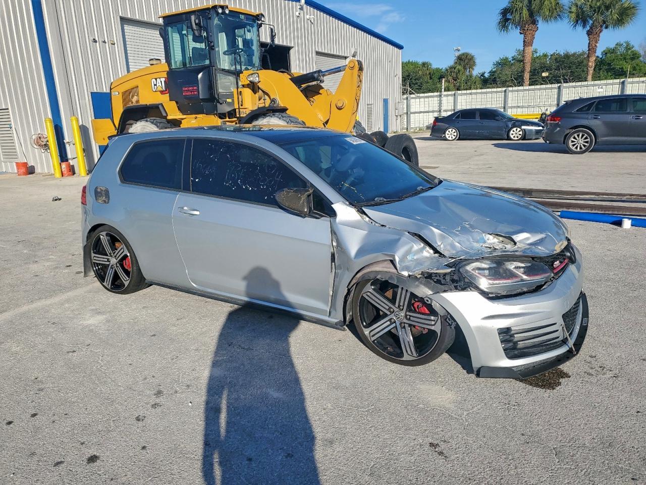 2015 Volkswagen Gti - Image 4