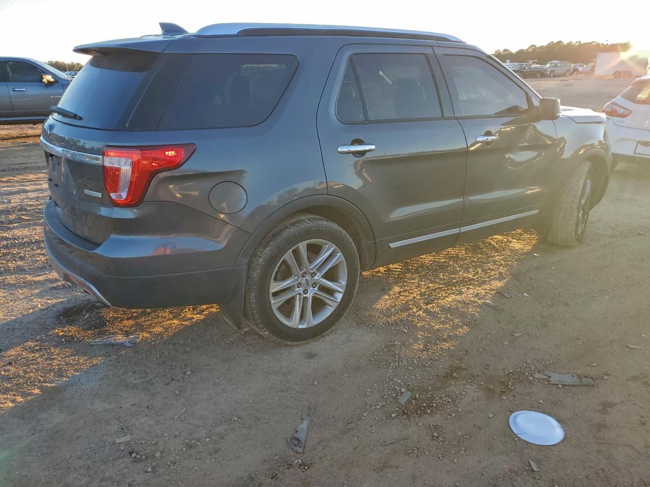 2016 Ford Explorer Limited - Фото 3