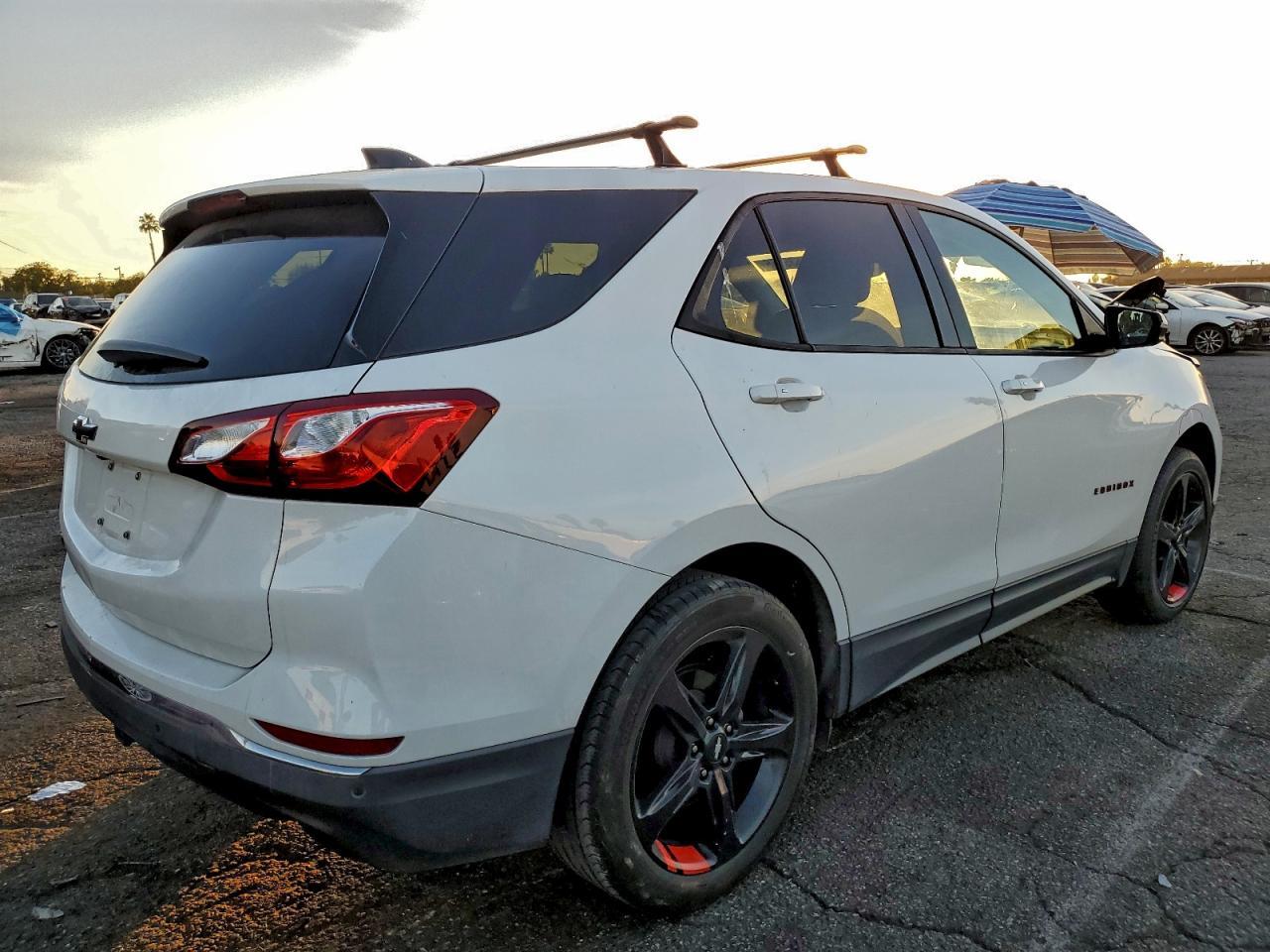 2019 Chevrolet Equinox Lt - Image 3