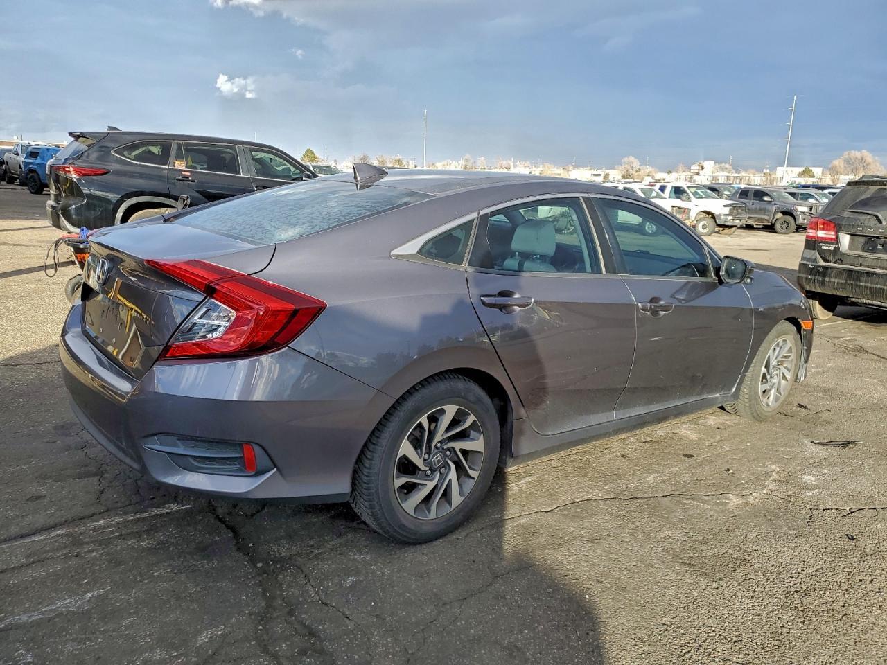 2017 Honda Civic Ex - Фото 3