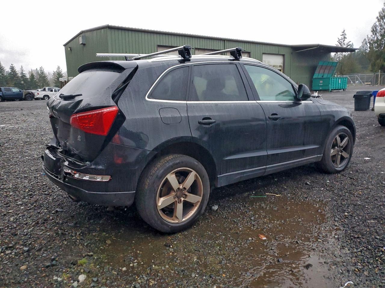 2010 Audi Q5 Premium Plus - Image 3