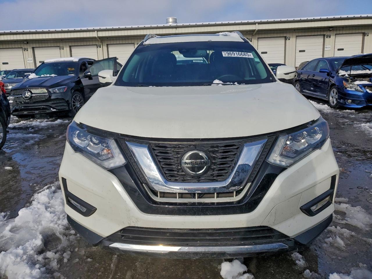 2019 Niss Rogue Sl - Image 5