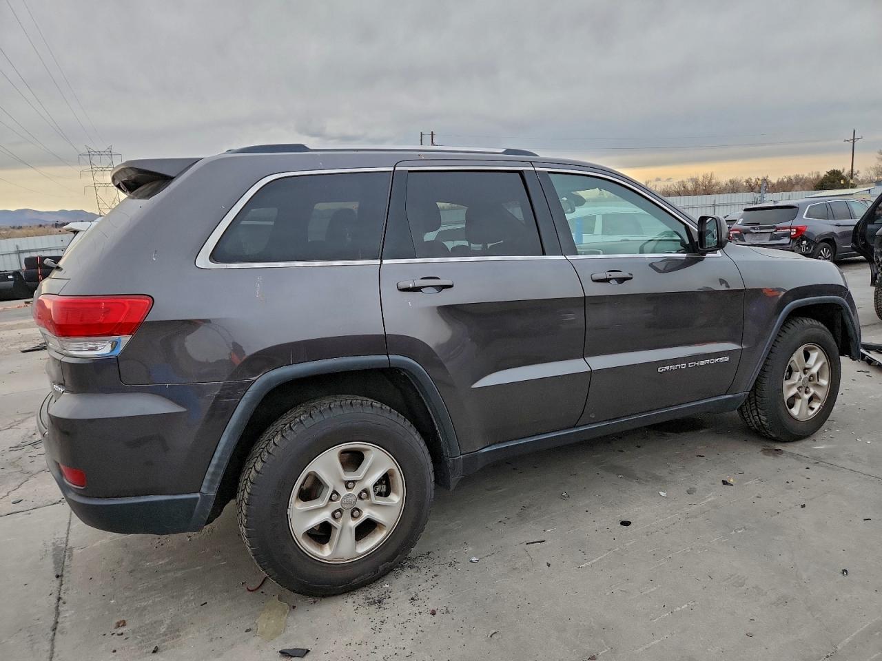 2015 Jeep Grand Cherokee Laredo - Фото 3